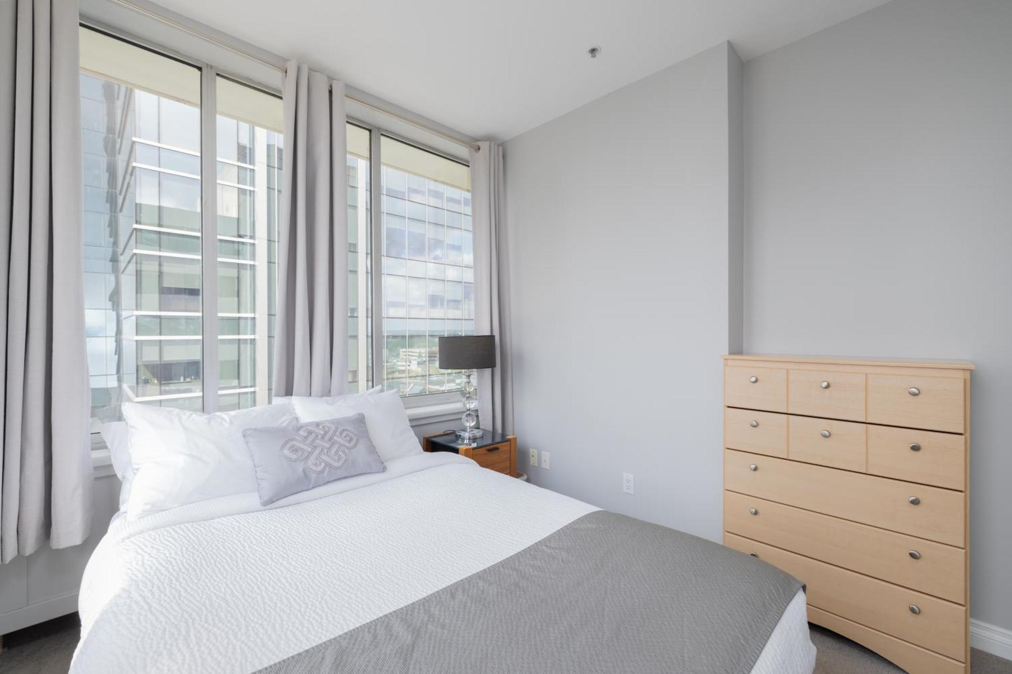 Obasa Suites @ The Hamilton 리자이나 외부 사진